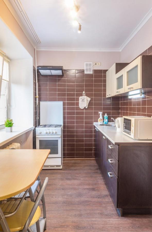 Бульвар Леси Украинки 10 Kiev Exterior foto